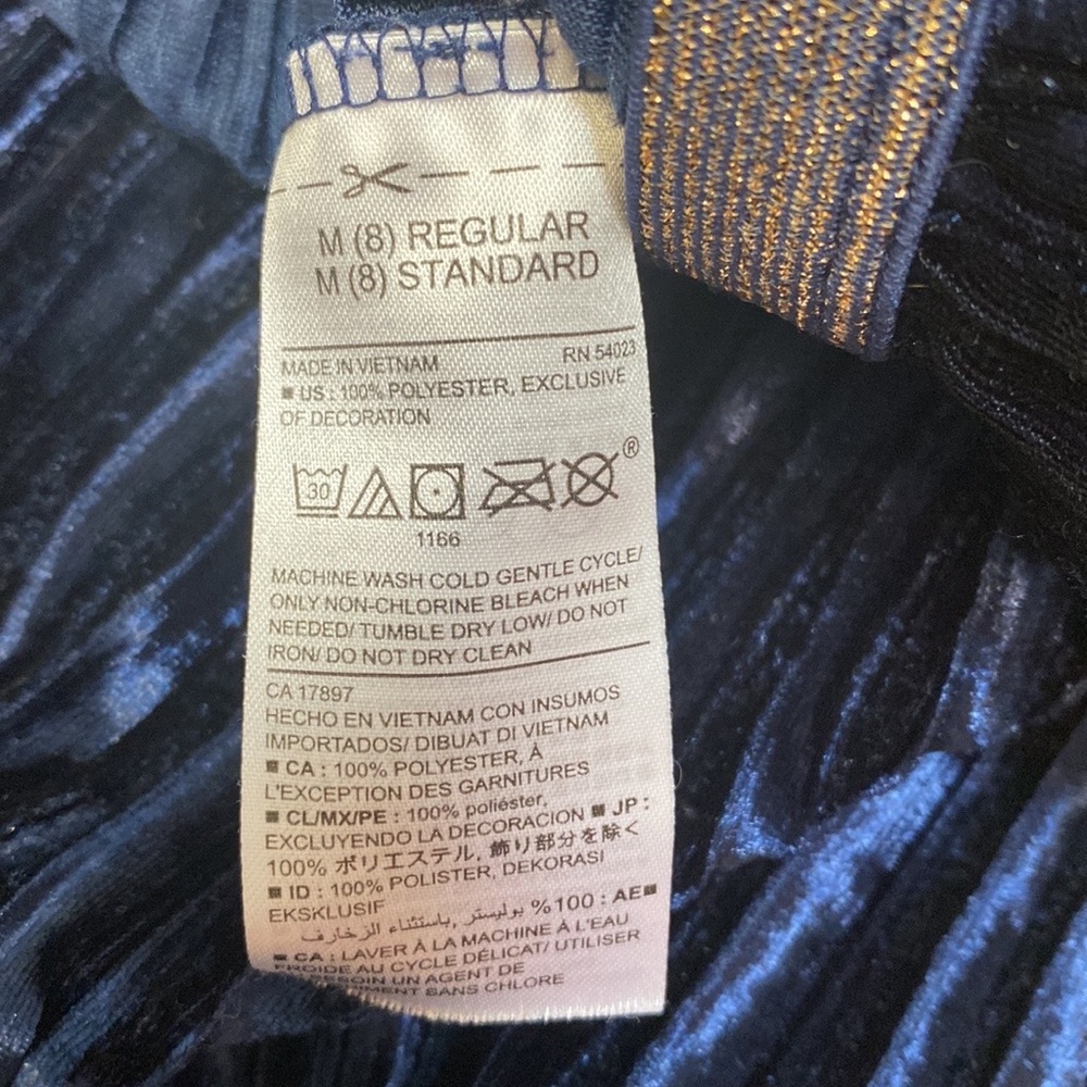 Old Navy Girl Size 8/10 Skirt/Short Bundle. Old Navy Blue Velvet Skirt and - Picture 7 of 13